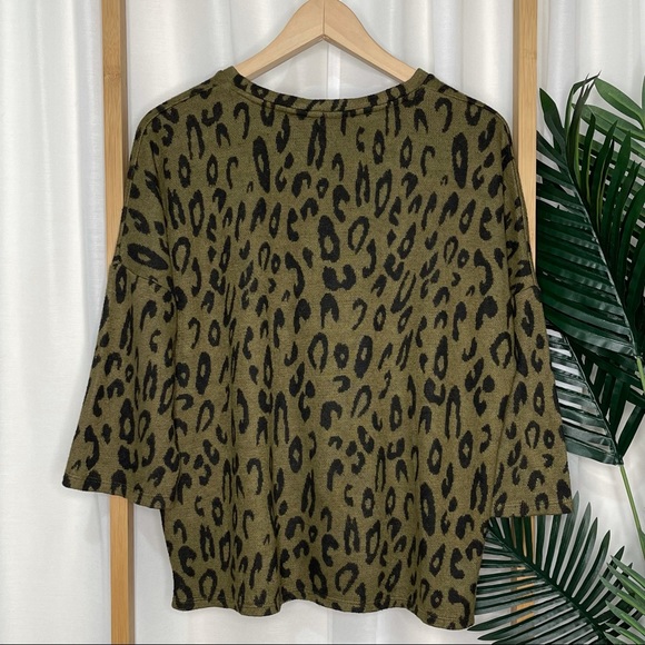 SOLD Seed Heritage Olive Green Ocelot Knit Top S - Picture 3 of 10